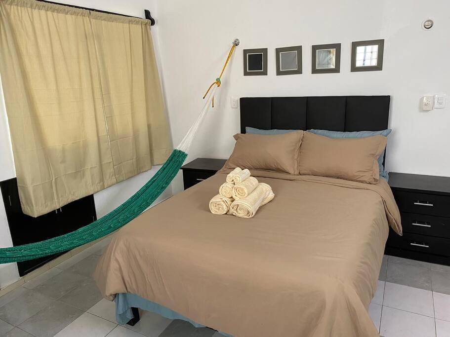 Casa Leonor. 2 Cuartos, 2 Banos, Cocina, Cochera. فالادوليد المظهر الخارجي الصورة
