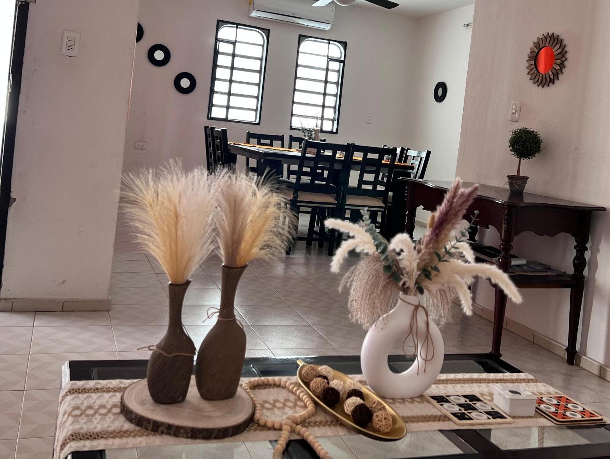 Casa Leonor. 2 Cuartos, 2 Banos, Cocina, Cochera. فالادوليد المظهر الخارجي الصورة